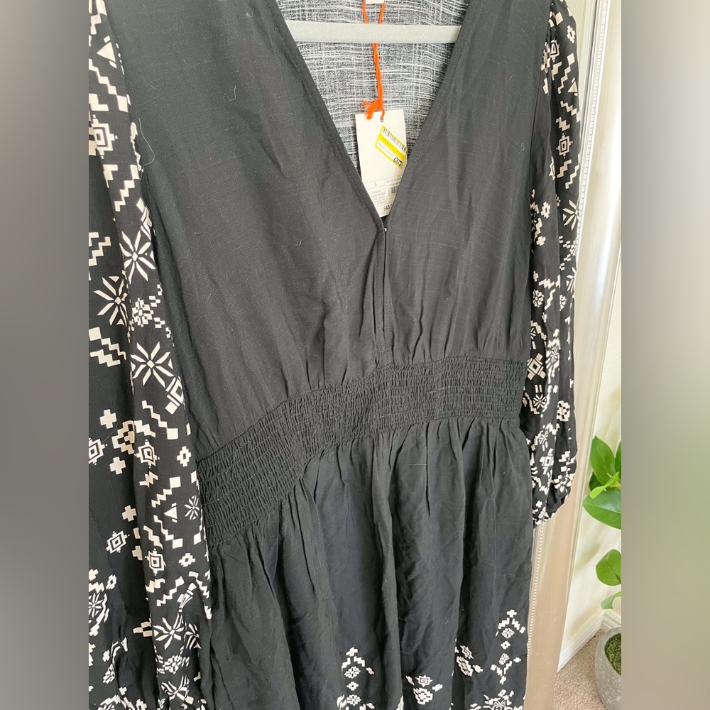 Knox Rose Dress - Picture 6 of 11